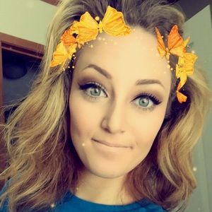 Meet your Posher, Brooke